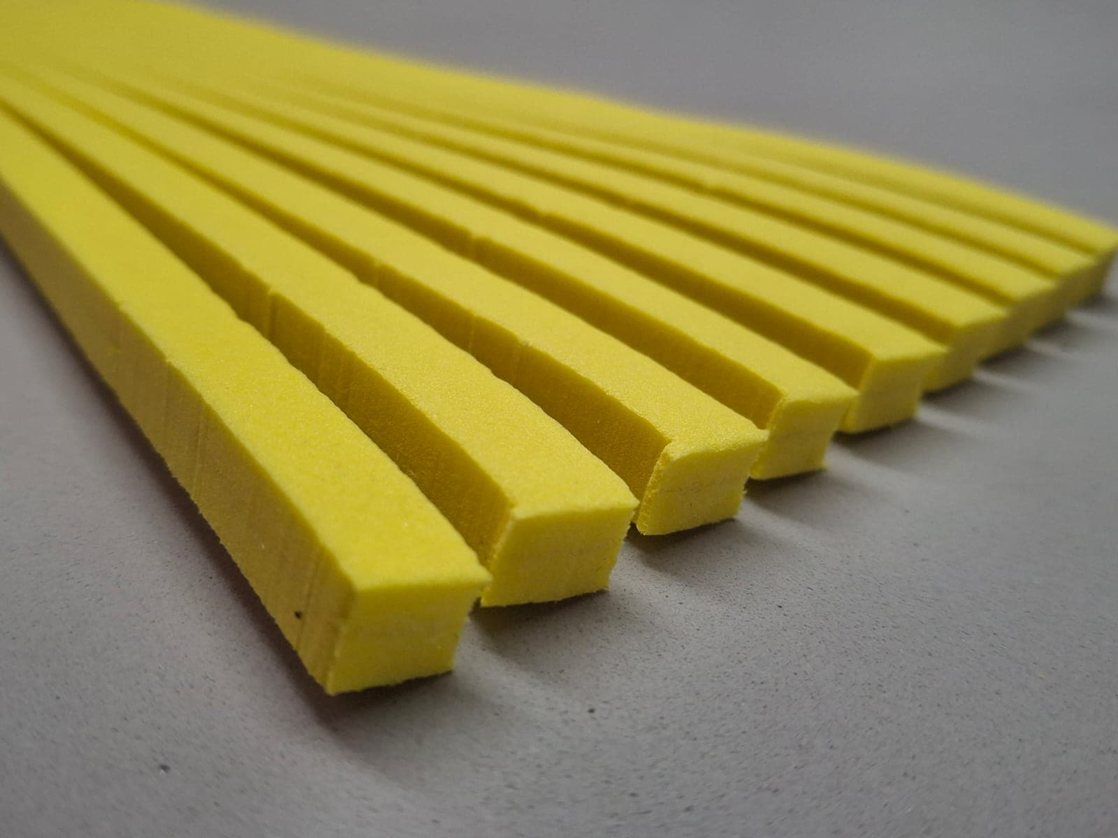 imagem do produto Borracha Expanflex Amarela - 10 x 09