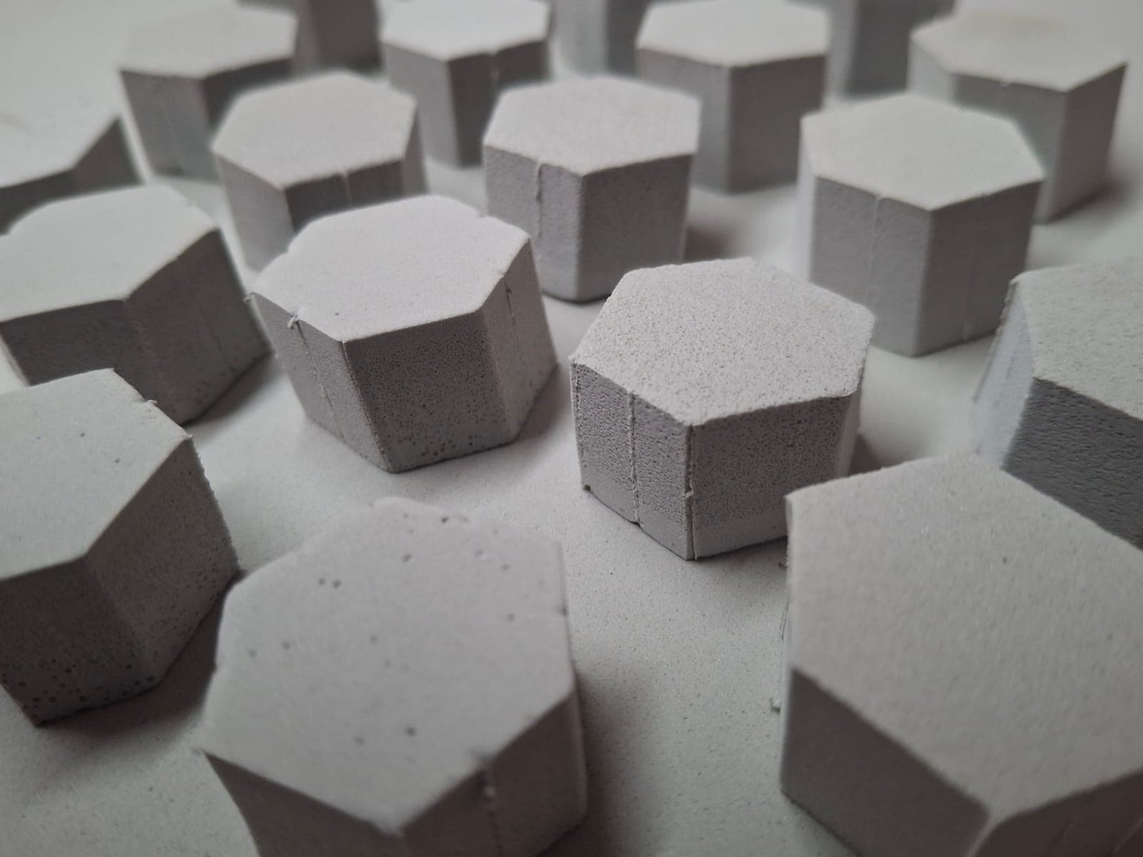 imagem do produto Borracha Hexagonal Prata - 22 x 22 x 16