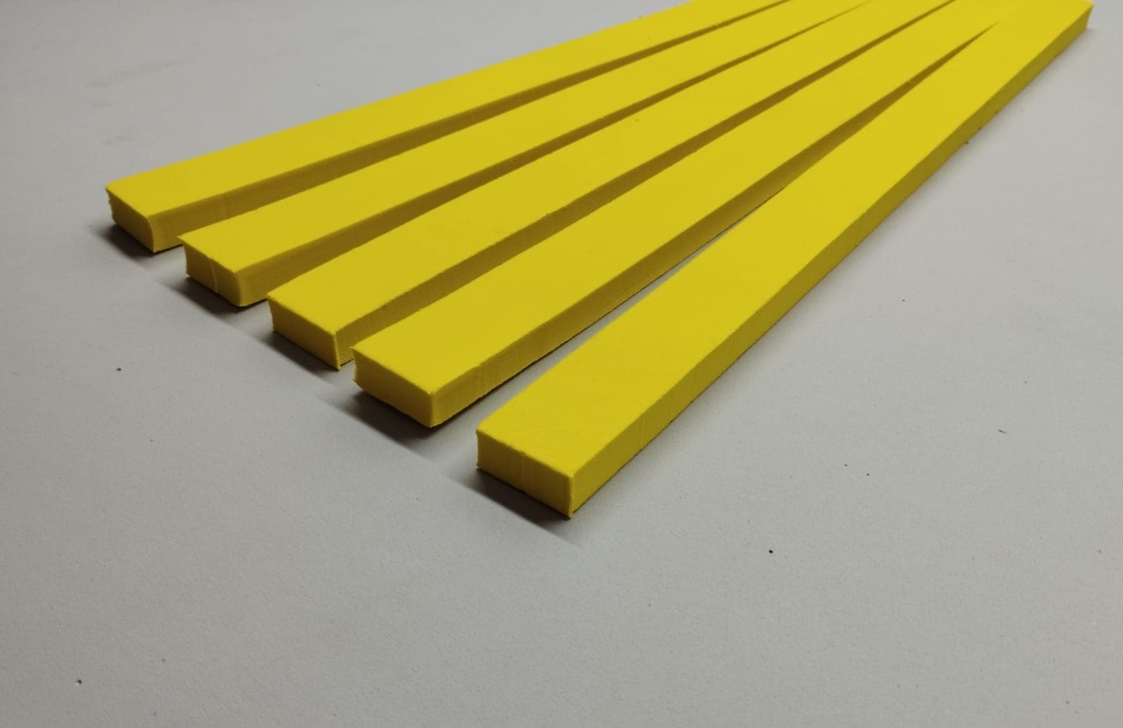 imagem do produto Puxador Amarelo - 30 x 11